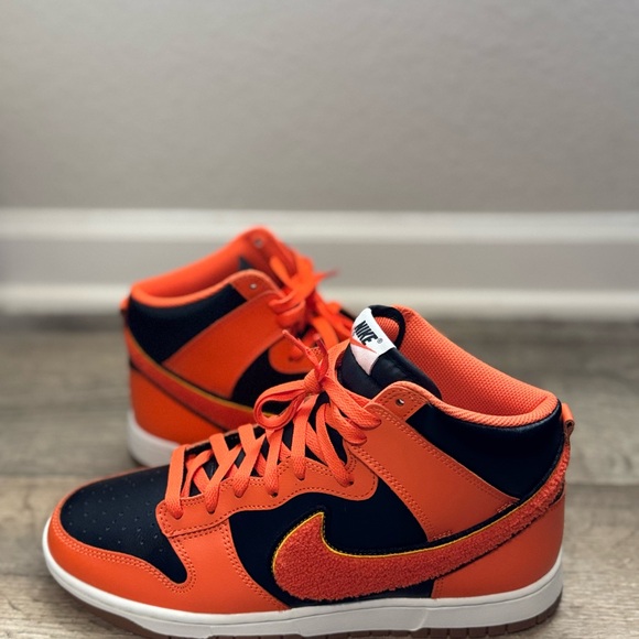 Nike Dunk High "Chenille Swoosh” 'Safety Orange' Size 10 - Picture 8 of 11